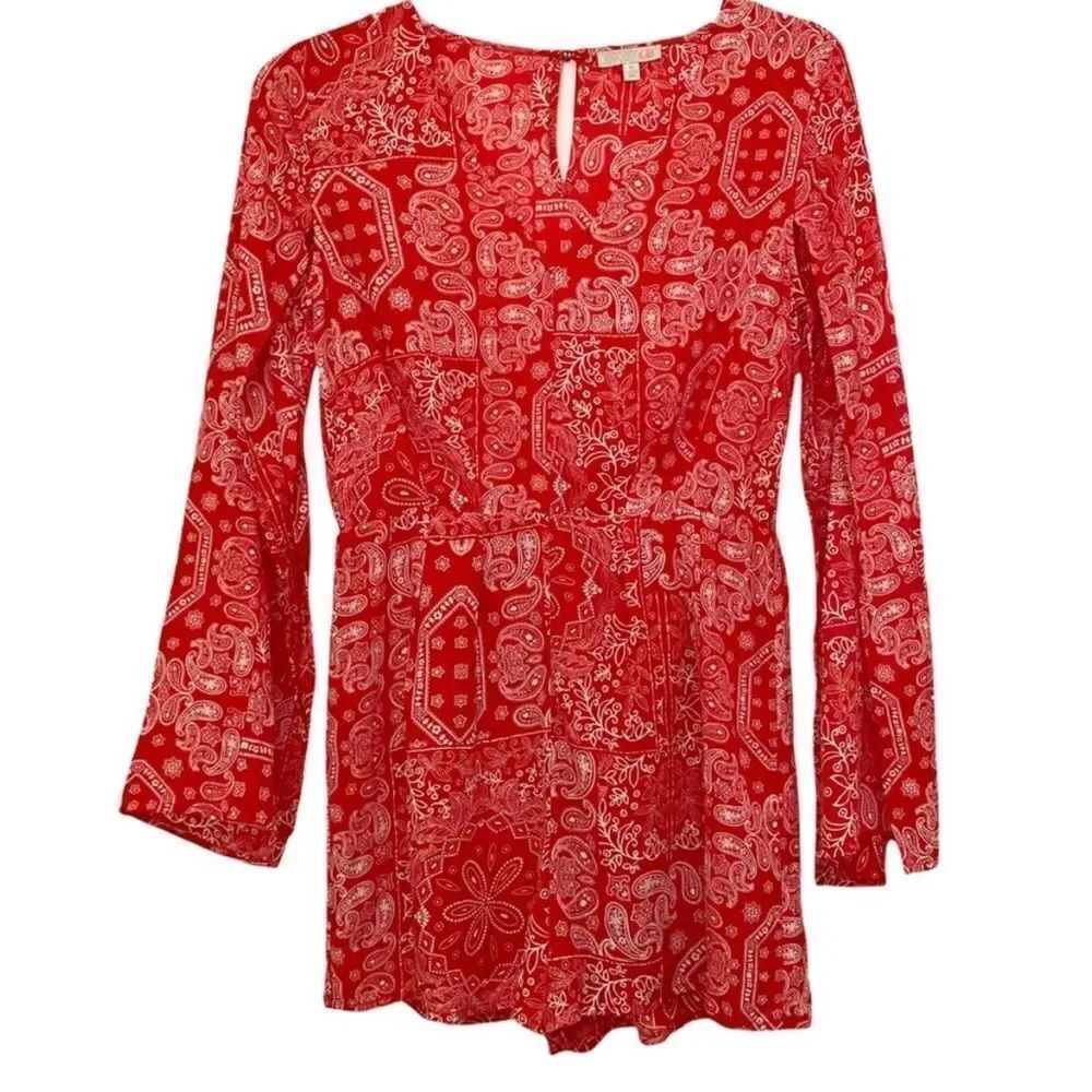GB Gianni Bini Long Sleeve Red Floral Romper Size S